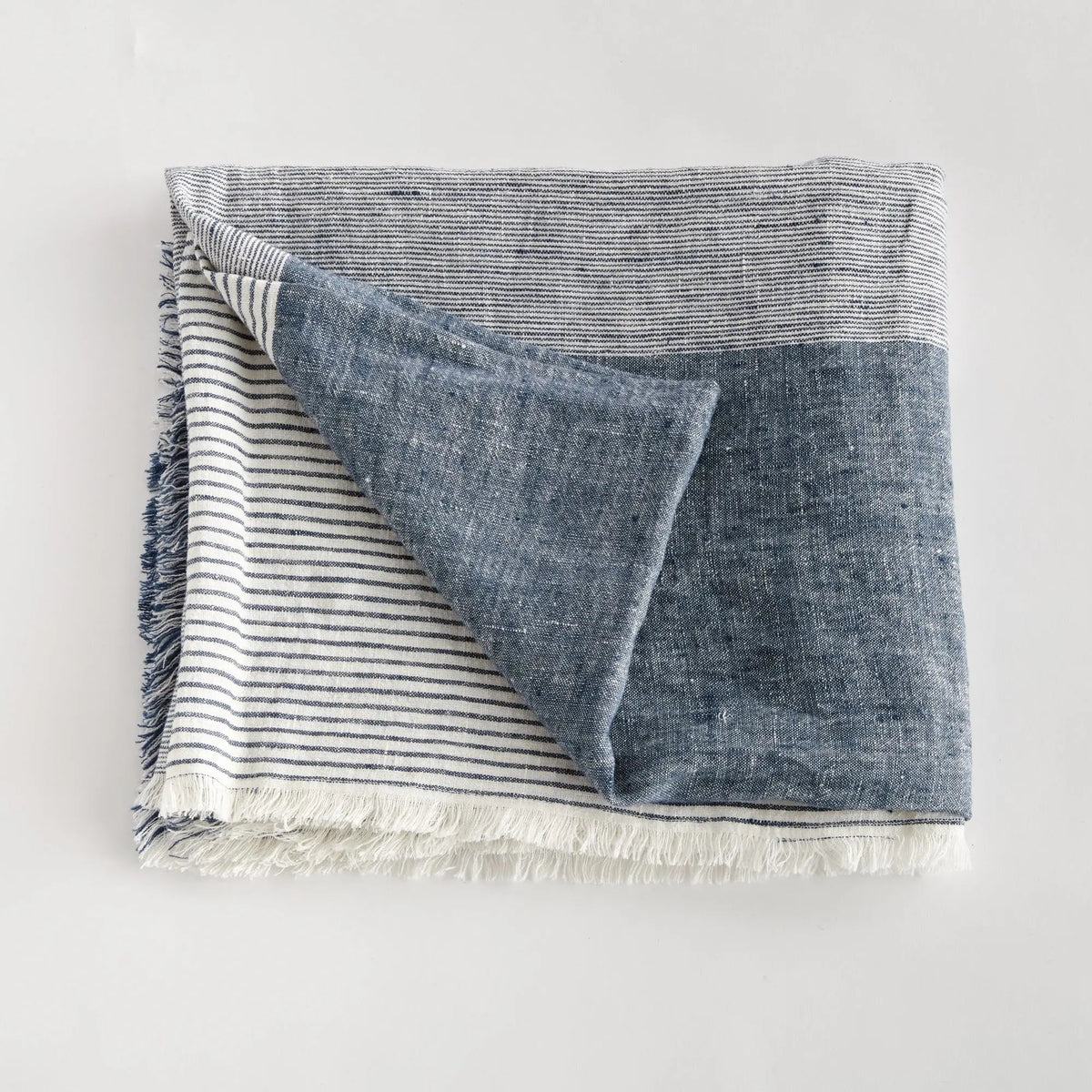 Storepavo Leon European Linen Throw – Navy & Ivory Woven Indoor Blanket - image 6
