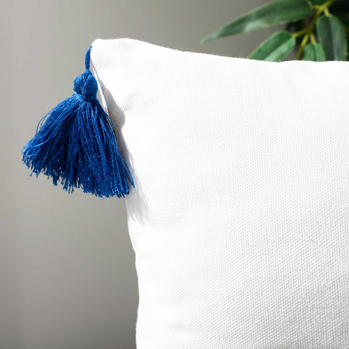 Storepavo Orlanda White & Navy Pillow - image 5